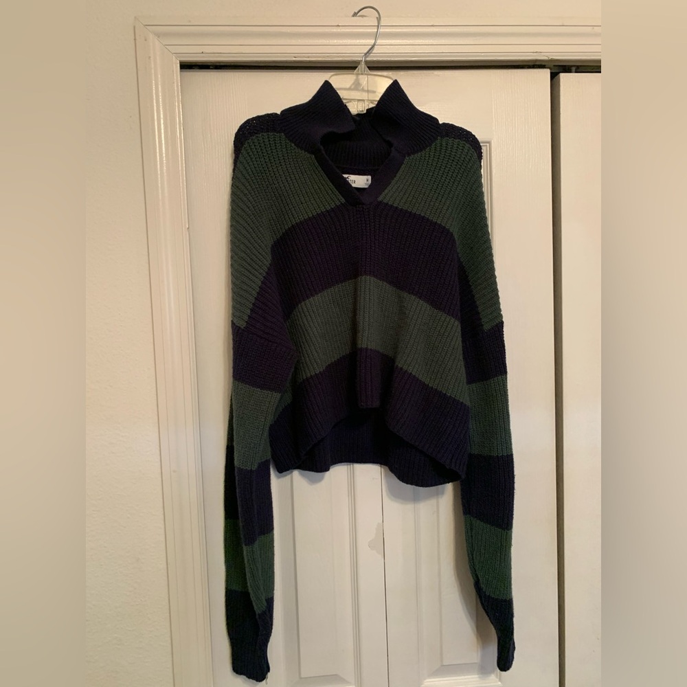 Hollister Womens M Striped Sweater Cropped Preppy Academia Slouchy Relaxed